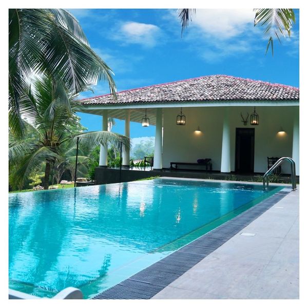 ProfessionalPoolCleaningDIY-4